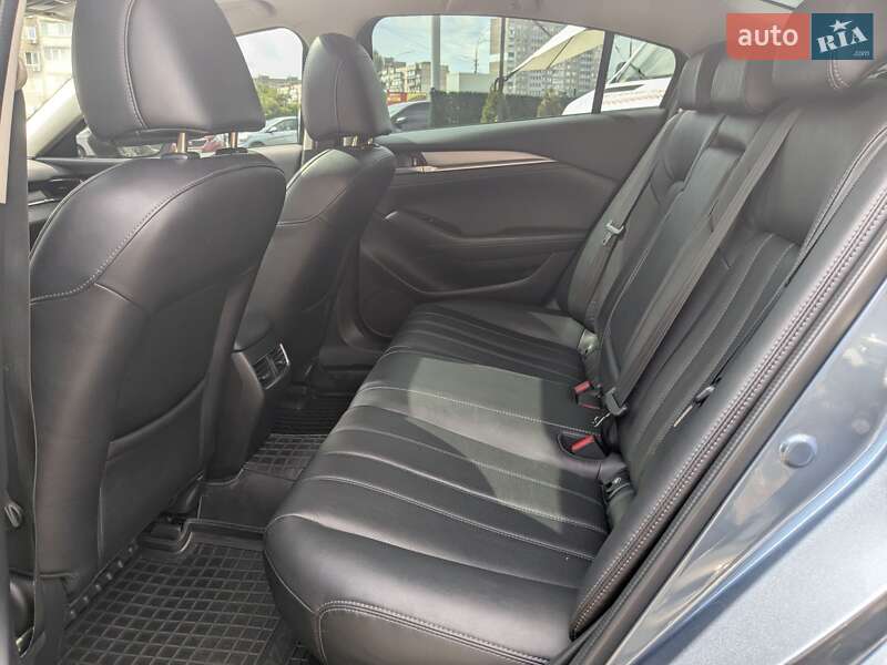 Седан Mazda 6 2018 в Киеве