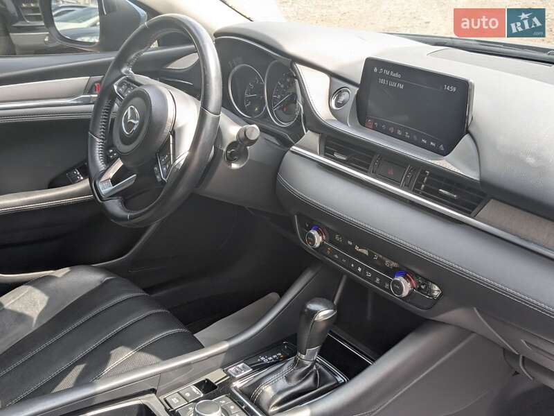 Седан Mazda 6 2018 в Киеве