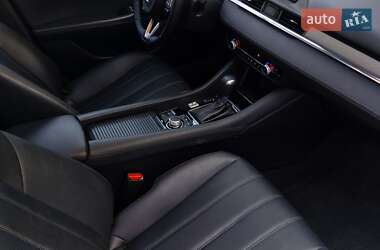 Седан Mazda 6 2019 в 