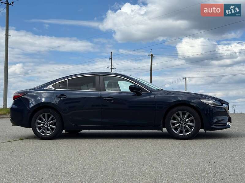 Седан Mazda 6 2018 в Киеве