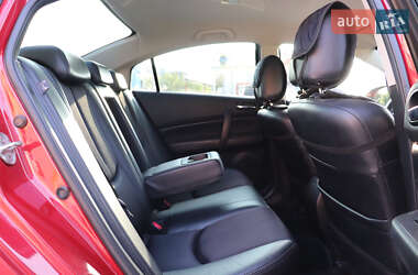 Седан Mazda 6 2011 в 