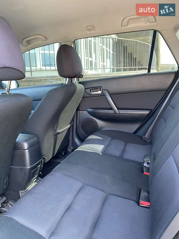 Універсал Mazda 6 2006 в Києві