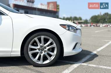 Седан Mazda 6 2015 в 