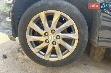Седан Mazda 6 2011 в 