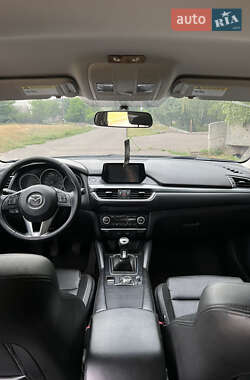 Седан Mazda 6 2015 в 