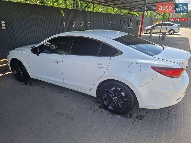 Седан Mazda 6 2014 в Шептицькому