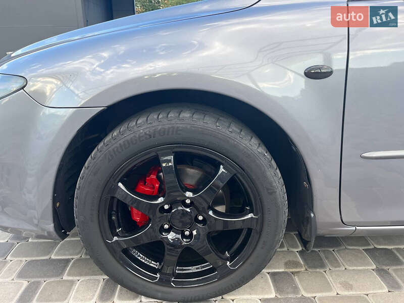 Седан Mazda 6 2006 в Гадяче