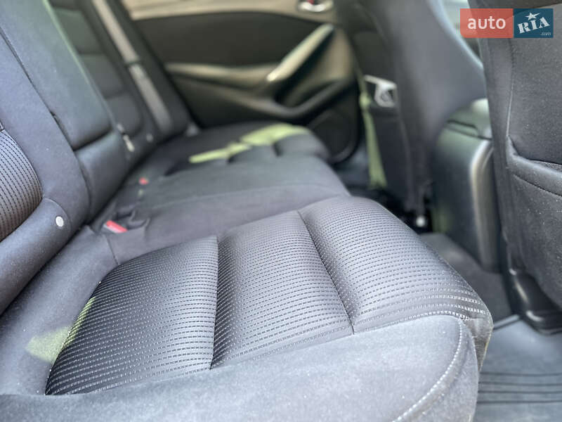 Седан Mazda 6 2013 в Одессе