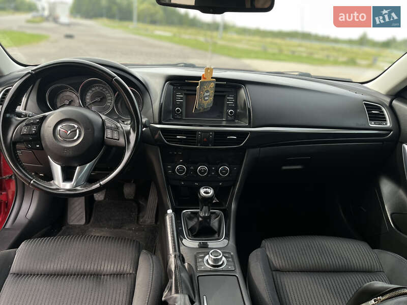 Седан Mazda 6 2012 в Львове