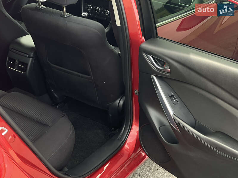 Седан Mazda 6 2012 в Львове