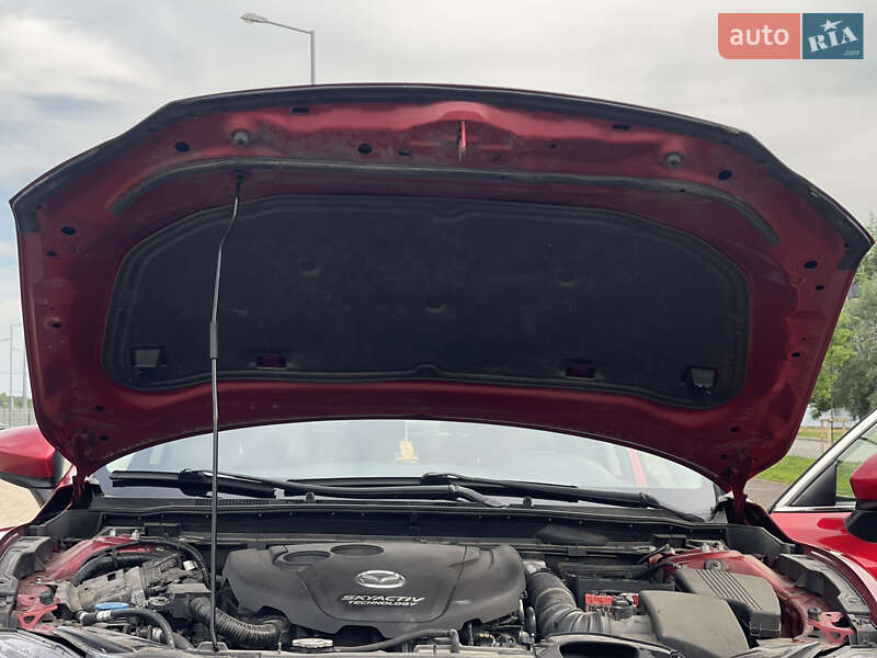Седан Mazda 6 2012 в Львове