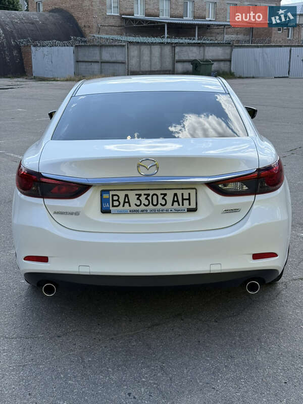 Седан Mazda 6 2015 в Кропивницком