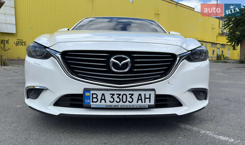 Седан Mazda 6 2015 в Кропивницком