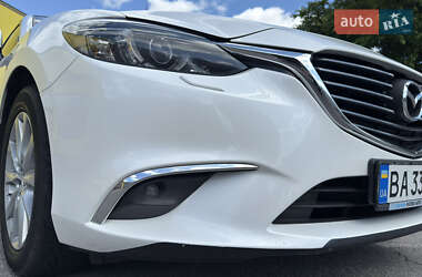 Седан Mazda 6 2015 в 