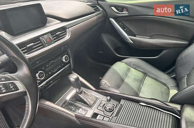 Седан Mazda 6 2015 в 