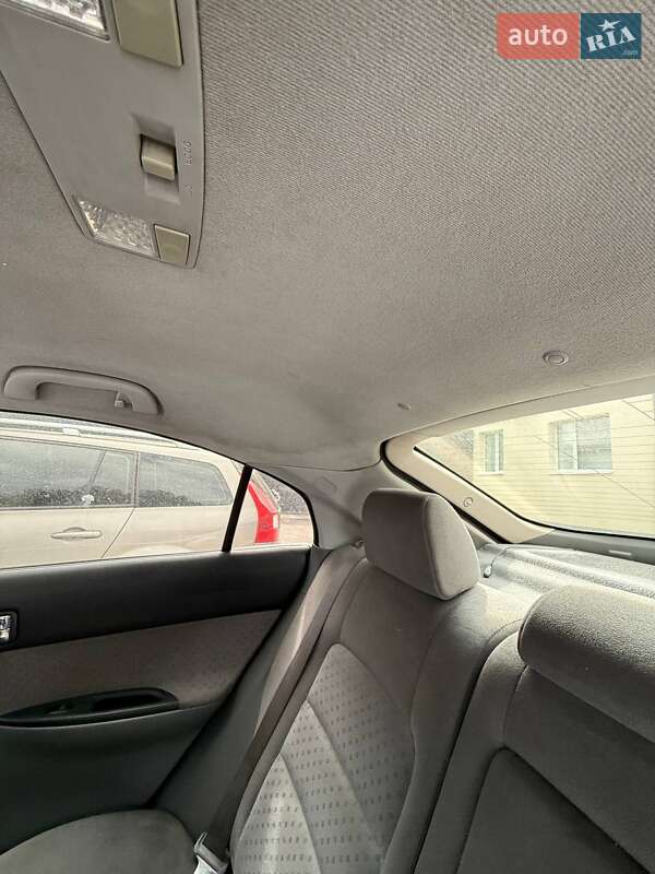 Лифтбек Mazda 6 2005 в Днепре