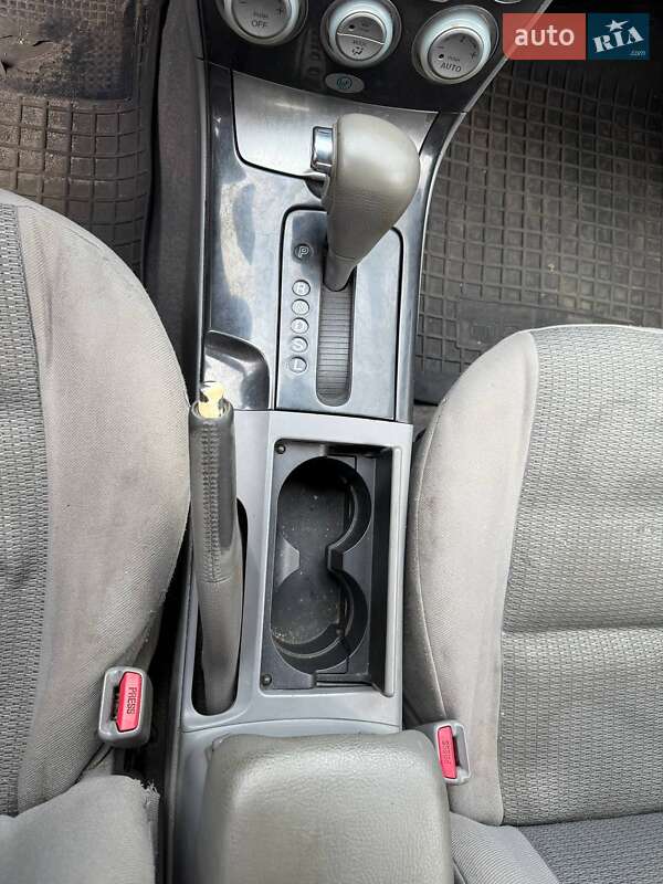 Лифтбек Mazda 6 2005 в Днепре