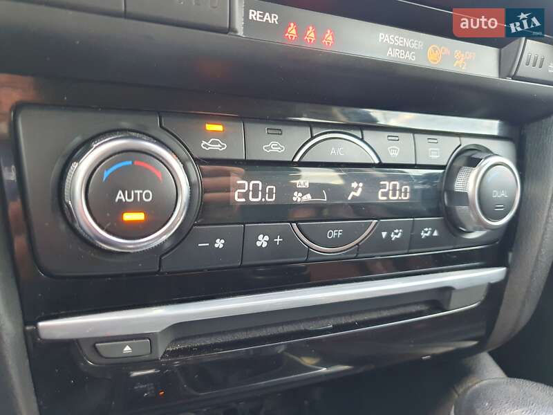 Седан Mazda 6 2016 в Киеве