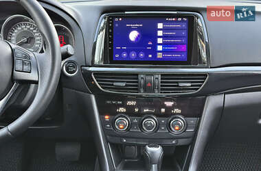 Седан Mazda 6 2014 в 