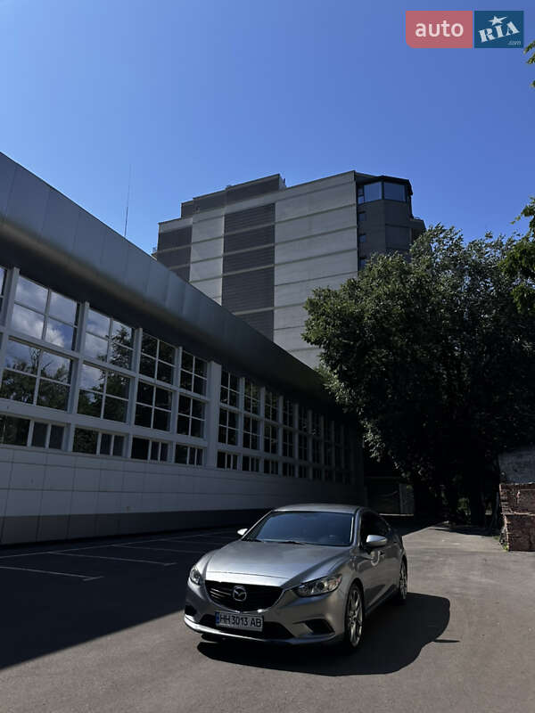 Седан Mazda 6 2013 в Киеве