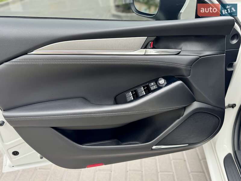 Седан Mazda 6 2018 в Киеве