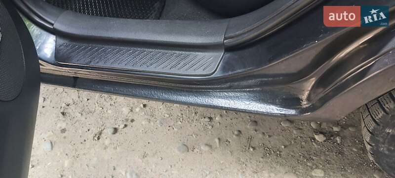 Седан Mazda 6 2005 в Снятине