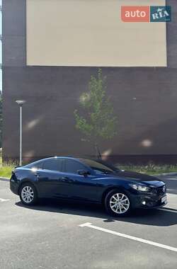Седан Mazda 6 2014 в Чернигове