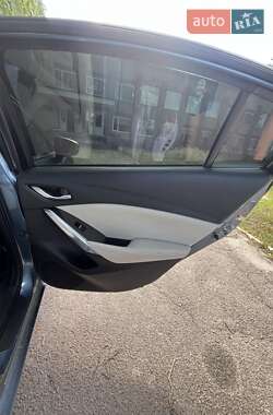 Седан Mazda 6 2015 в 