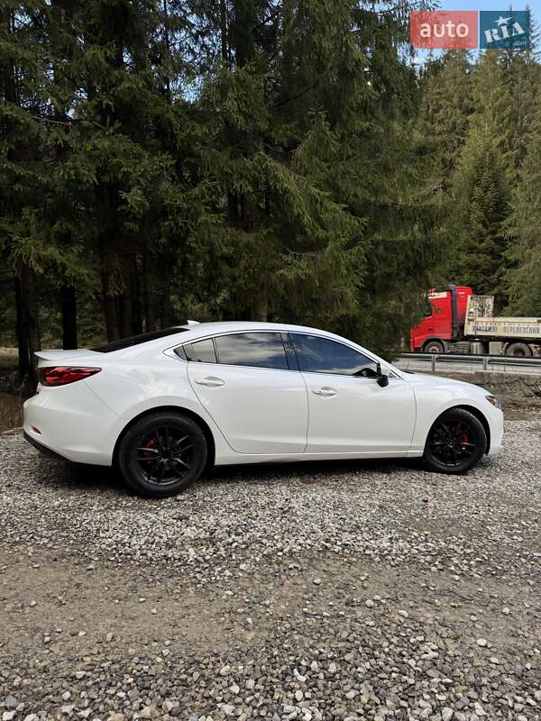 Седан Mazda 6 2013 в Ивано-Франковске