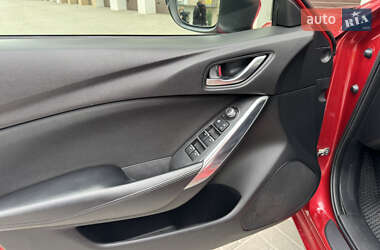 Седан Mazda 6 2015 в 