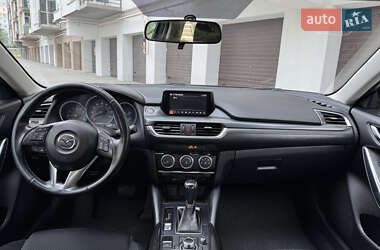 Седан Mazda 6 2015 в 
