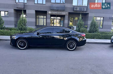 Седан Mazda 6 2015 в 