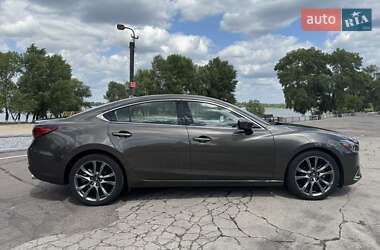 Седан Mazda 6 2016 в 