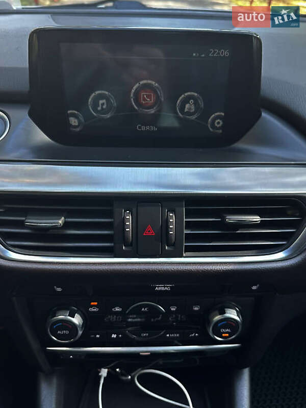 Седан Mazda 6 2016 в Тернополе