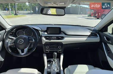 Седан Mazda 6 2016 в 