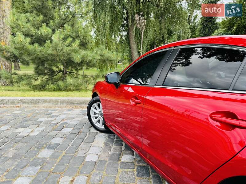 Седан Mazda 6 2017 в Киеве