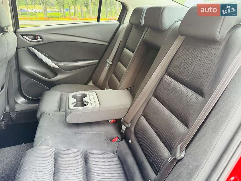 Седан Mazda 6 2017 в Киеве