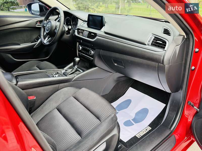 Седан Mazda 6 2017 в Киеве