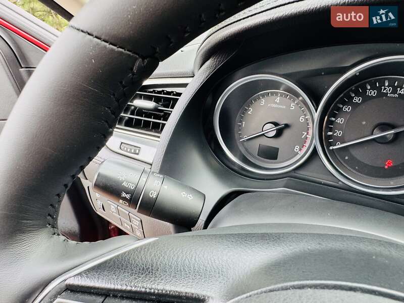 Седан Mazda 6 2017 в Киеве