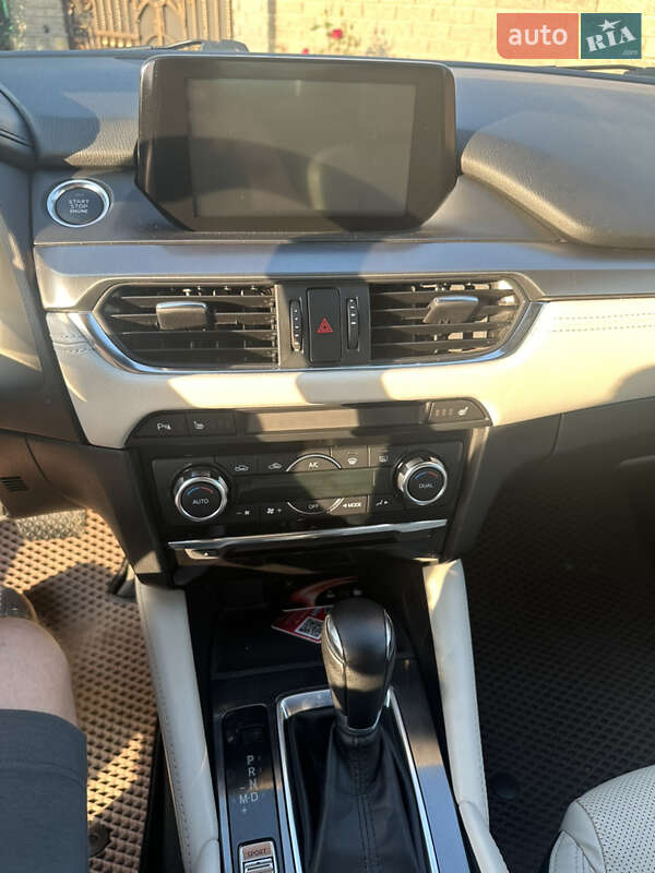Седан Mazda 6 2015 в Конотопе