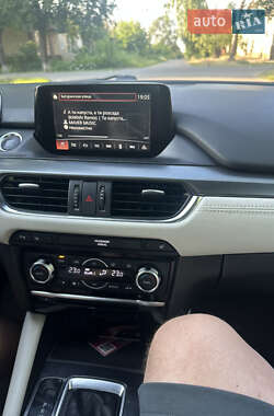 Седан Mazda 6 2015 в 