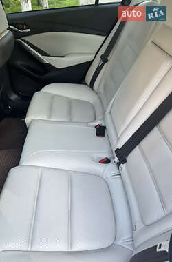 Седан Mazda 6 2015 в 