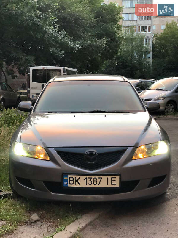 Лифтбек Mazda 6 2003 в Ровно