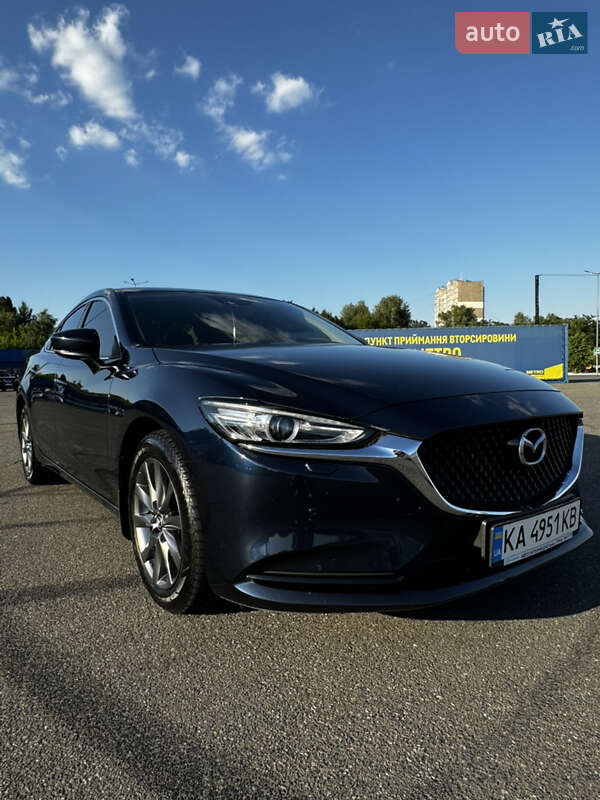 Седан Mazda 6 2018 в 