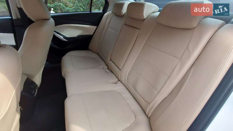 Седан Mazda 6 2013 в Василькове
