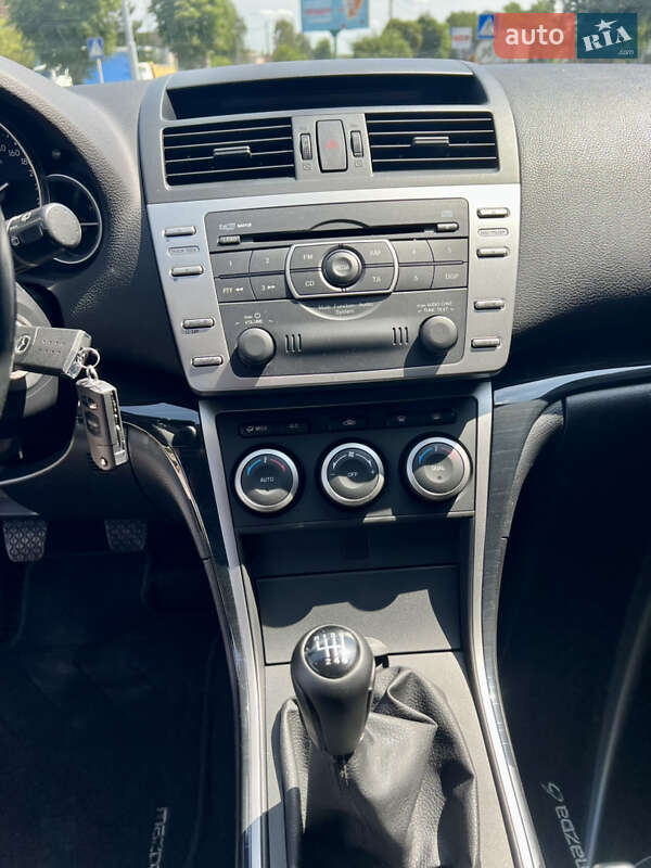 Лифтбек Mazda 6 2008 в Житомире