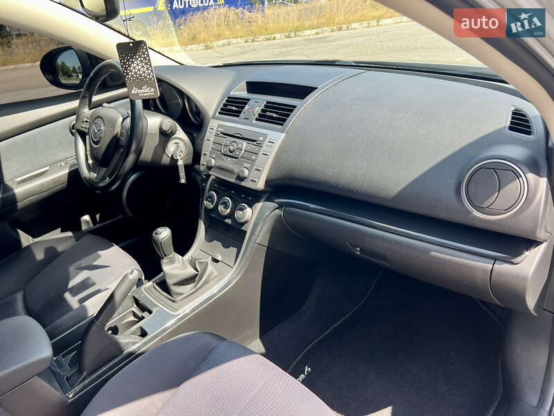 Лифтбек Mazda 6 2008 в Житомире