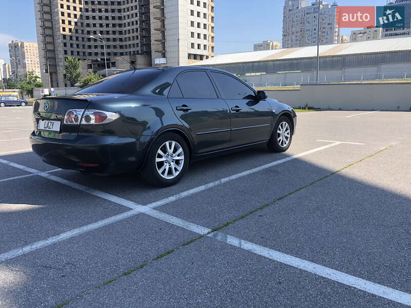 Седан Mazda 6 2004 в Киеве