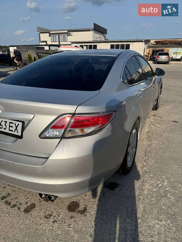 Седан Mazda 6 2011 в Вараше