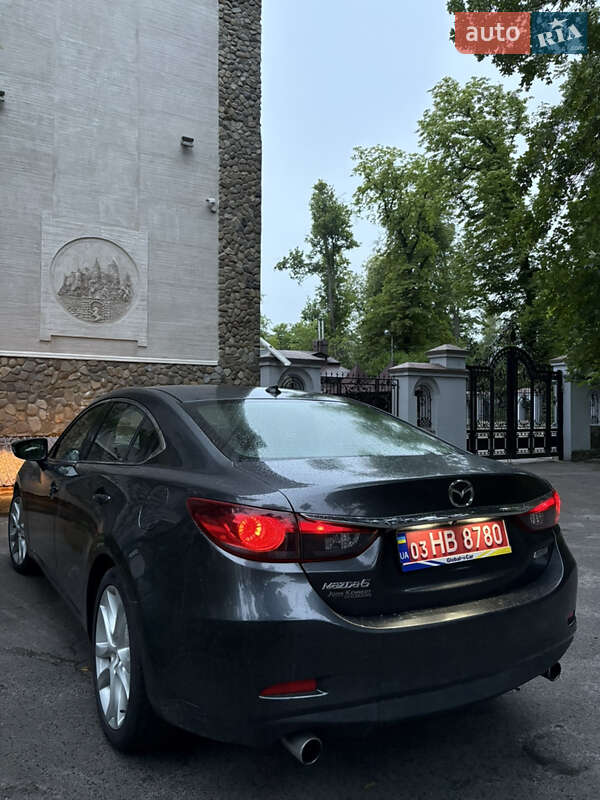 Седан Mazda 6 2014 в Львові